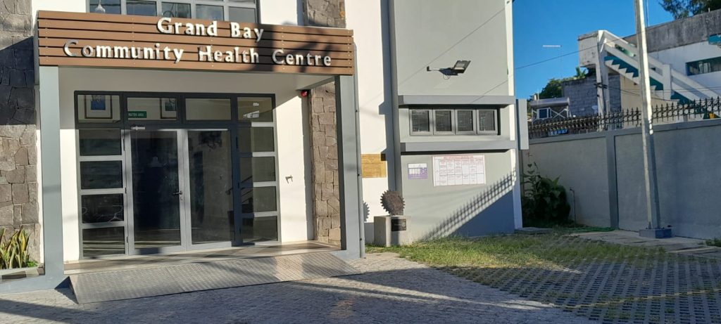 Stèle au Centre Communautaire de Grand Baie